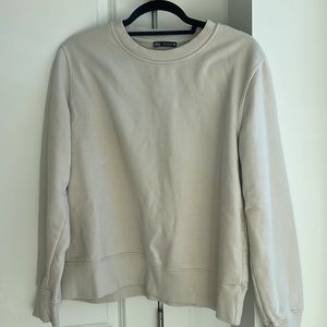 Zara crewneck sweatshirt